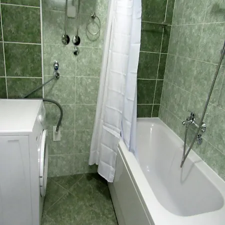 River View - 65 Square Meters Designer In Heart Of Park For Free Ni