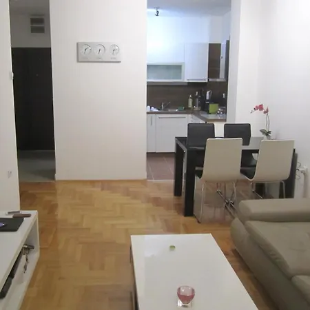 公寓 65 Square Meters Designer In Heart Of - River View ! Park For Free Ni