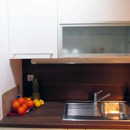 65 Square Meters Designer In Heart Of - River View ! Park For Free *
