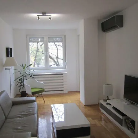 River View - 65 Square Meters Designer In Heart Of Park For Free *