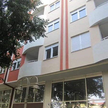 River View - 65 Square Meters Designer In Heart Of Park For Free *