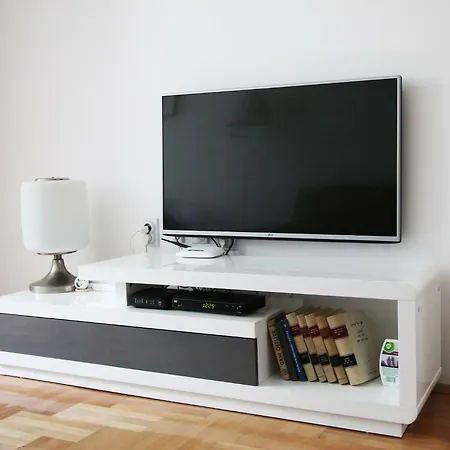 River View - 65 Square Meters Designer In Heart Of Park For Free *